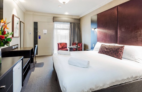 Tonsley Hotel | Tonsley Hotel
