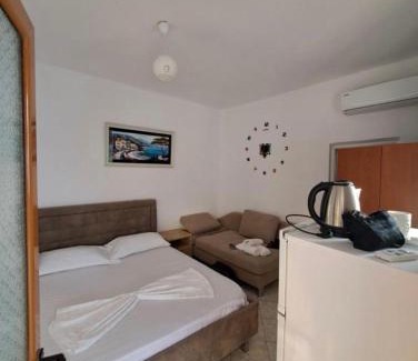 Qazim Pali Casa | Tony Home