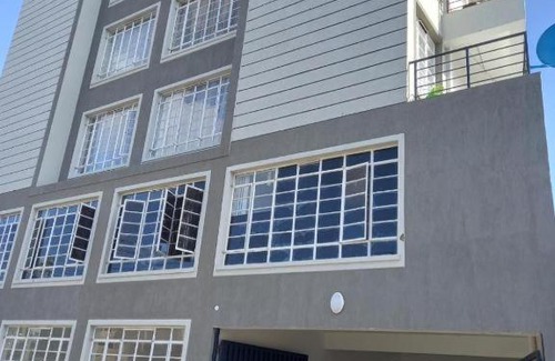 Ngelani Apartamento | Tony's Pent House Kitengela