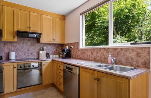 East Launceston Casa | Tookenburg Townhouse - prestige city fringe