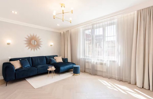 Old Town Apartamento | Toompea Castle 2 BR Old Town Apartment