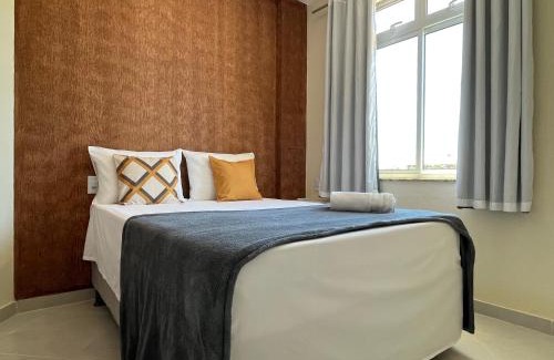 Porto das Dunas Apartamento | TOP 2 QUARTOS em Condominio- PISCINA, CHURRASQUEIRA, ESTACIONAMENTO, PARQUINHO INFANTIL, Wi-Fi e home office, Ar Condicionado, SmarTV e Cozinha Completa I 800m da praia e parque aquatico CE