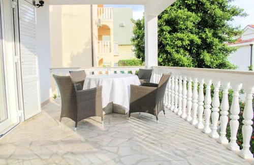 Promajna Apartamento | TOP 2 rooms-2 bathrooms- terrace apt