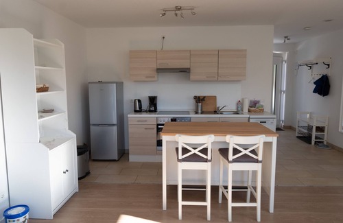 Hagen Condominio | Top apartment with fantastic distant views in a prime location at the best price!