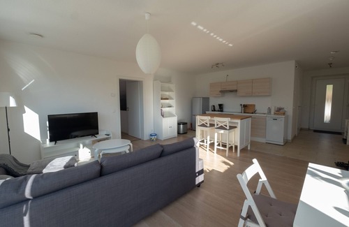 Hagen Condominio | Top apartment with fantastic distant views in a prime location at the best price!