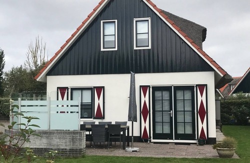 Callantsoog Casa | Casa de vacaciones "Villa Kiebitz", muy bien equipada, muy cerca de la gran playa de arena.