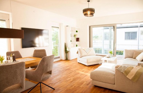 Augsdorf Apartamento | Top! Exklusive Seewohnung in Velden wahlweise mit Motorboot