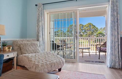 Central Myrtle Beach Casa | Top Floor 3 Bedroom Condo- Incredible Views of The Golf Course! Magnolia Pointe 301