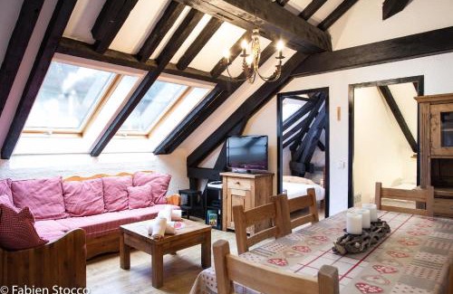 Chamonix City Centre Apartamento | Top floor Apartment Mansard - Central Chamonix Mont Blanc Haven