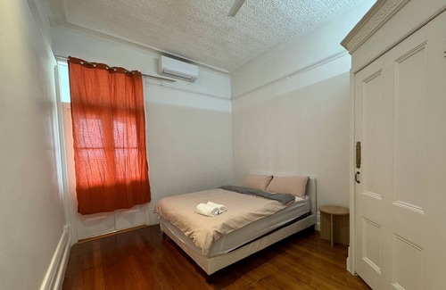 Hamilton Apartamento | Top floor apartment with fantastic river views close to city and airport