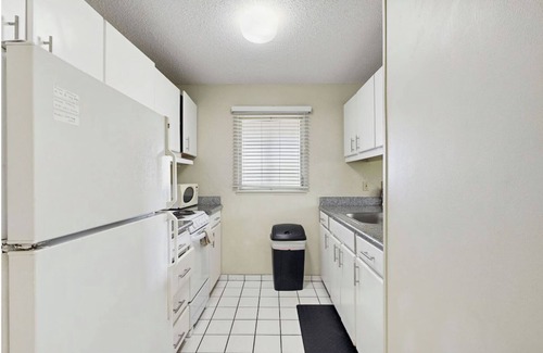 Wailua Condominio | Top Floor, Centrally Located Condo, AC, Private Lanai, Steps to Beach