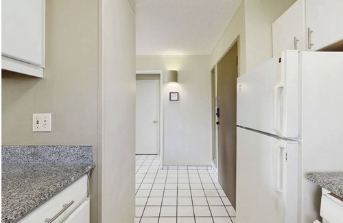 Wailua Condominio | Top Floor, Centrally Located Condo, AC, Private Lanai, Steps to Beach