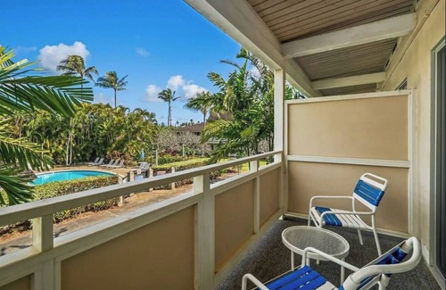Wailua Condominio | Top Floor, Centrally Located Condo, AC, Private Lanai, Steps to Beach