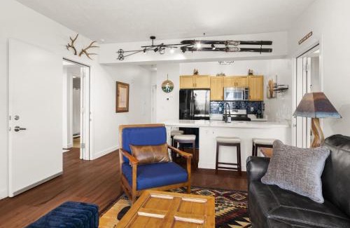 Park City Apartamento | Top Floor Deer Valley Gondola Lakefront Condo- Great views