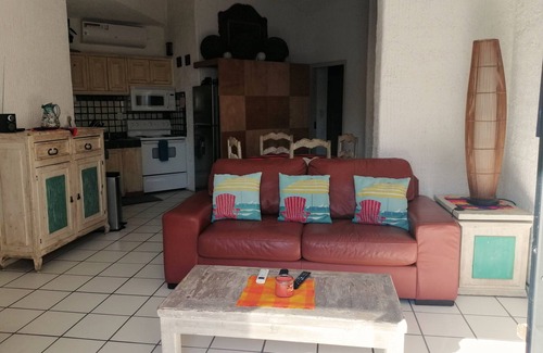 Cabo Bello Condominio | Top Floor Large 2 Bedroom Ocean/Beach Views Vaulted Ceiling Lots of Windows