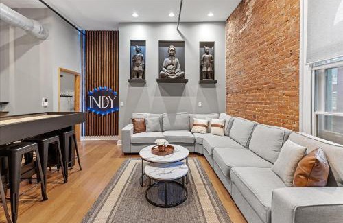 Wholesale District Apartamento | Top Floor Loft by Convention Center Smart Home