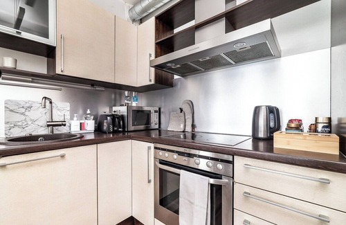 Kesklinn Apartamento | Top floor near ferry terminal. Free parking.