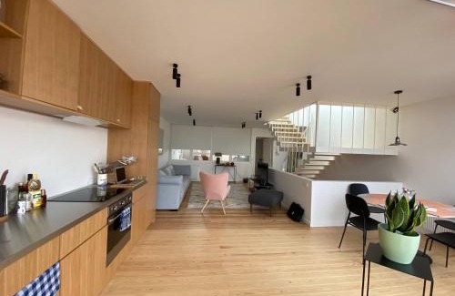 Sint-Gillis Apartamento | Top Floor New Duplex Stunning View In Trendy St Gilles