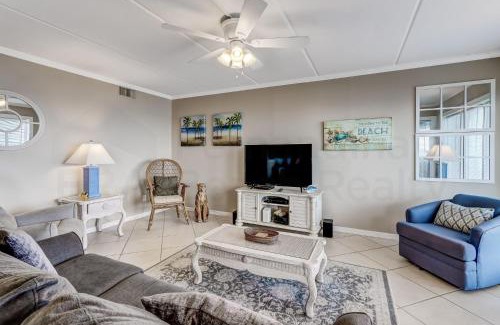 Ocean Cay Casa | Top floor Oceanfront condo that has spectacular ocean views and sunrises. This condo sleeps 6.