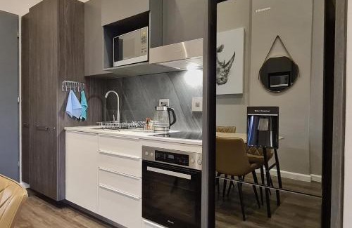 Menlyn Apartamento | Top Floor Penthouse - Overlooking Times Square Casino
