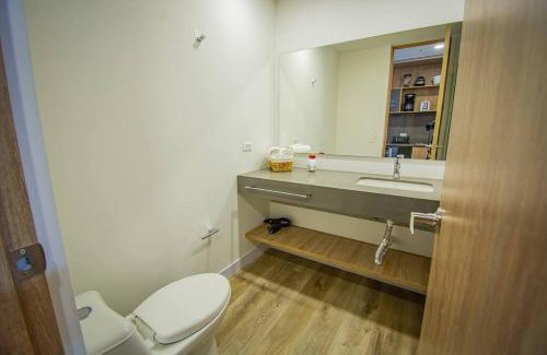 La Aguacatala Apartamento | TOP FLOOR Studio Poblado, A/C, Coworking, gym 1416