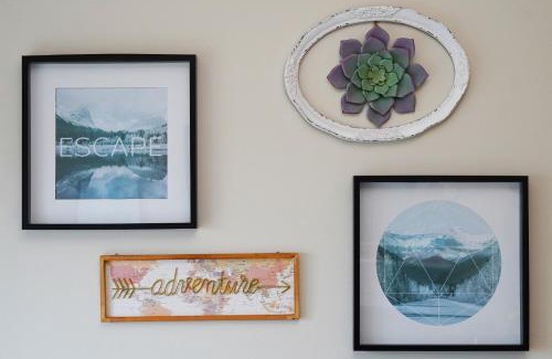 Lower Queen Anne Apartamento | Top Floor Water View Oasis near Space Needle & Cruise
