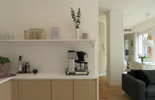 Gambetta Apartamento | Top floor with a large, lovely terrace and a balcony. Two bedrooms.