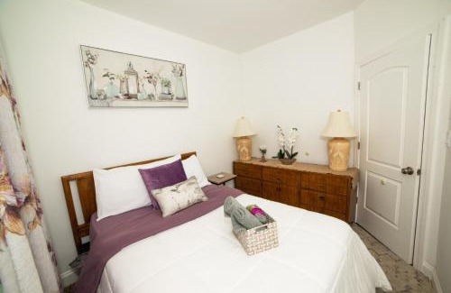 Canarsie Casa | Top Floor with Skylight Brooklyn