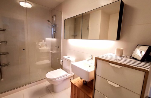 Abbotsford Casa | ¡Apartamento Zen en el último piso en el río Yarra!