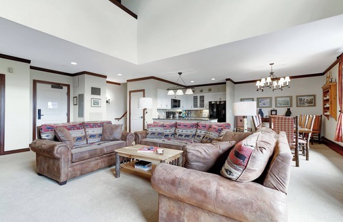 Stratton Mountain Condominio | Top Flr Duplex 3BR 4BA - Walk to All @ Stratton Mt