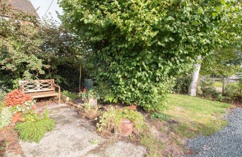 Kingswood Casa | Top House