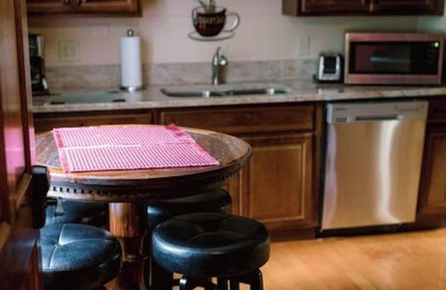 Lake Geneva Condominio | Top location, no cleaning fee, everthings close G