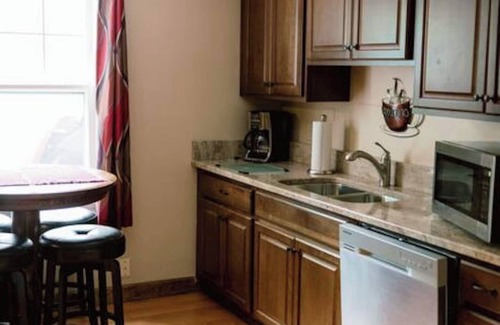 Lake Geneva Condominio | Top location, no cleaning fee, everthings close G