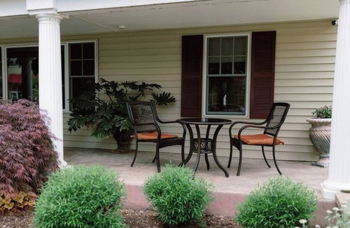 Lake Geneva Condominio | Top location, no cleaning fee, everthings close G