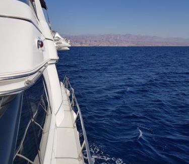 Eilat Alquiler De Eote | Top Luxury Exclusive Fully air conditioned 3bdr Yacht