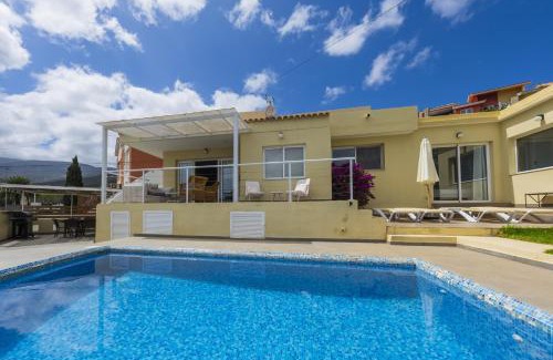Tabaiba Casa | Top Luxury Villa to the Ocean