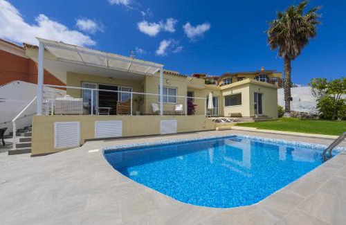 Tabaiba Casa | Top Luxury Villa to the Ocean