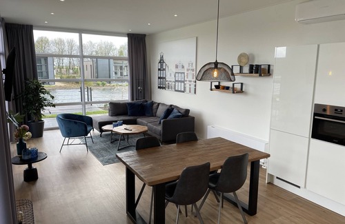 Olburgen Casa | Top-modernes Chalet 'aan het Water' mit Großem Garten an der Ijssel