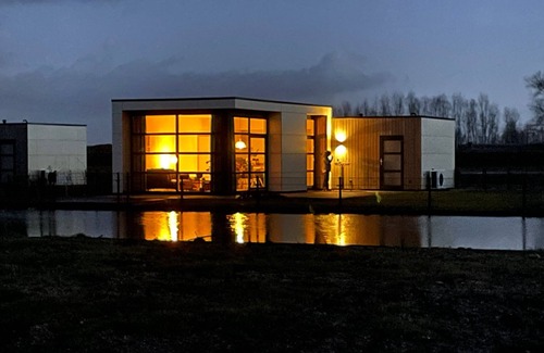 Olburgen Casa | Top-modernes Chalet 'aan het Water' mit Großem Garten an der Ijssel
