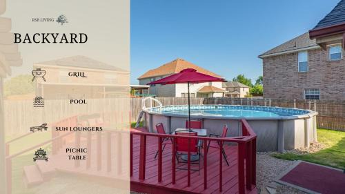 Grand Prairie Casa | Top-Notch 5BR 2,5BA Holiday Villa with Pool