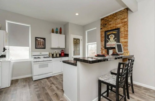 Soulard Apartamento | Top of Geyer apartment
