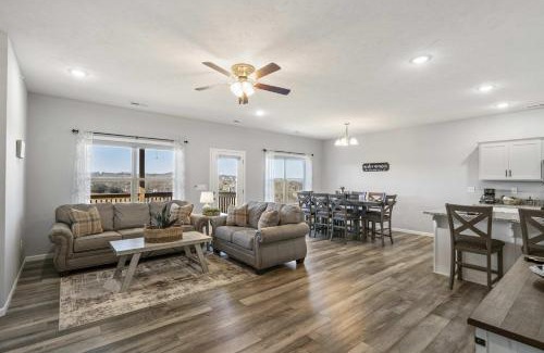 Branson West Casa | Top of the Ridge - 3 BDR for 8