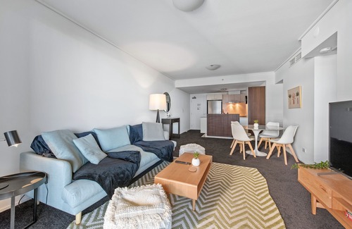 Fortitude Valley Apartamento | Top of the Town! 2Bed/2Bath/1Car/Pool/Views ~ CBD