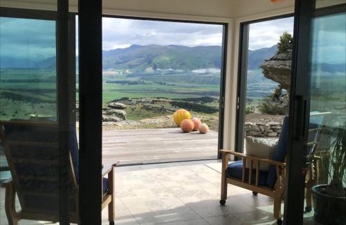 Queensberry Casa | Top of the world studio nestled in the rock
