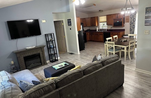 Treasure Lake Casa | Top-rated cottage! Booking ‘24-‘25 getaways. Great for families & couples