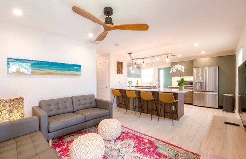 New Smyrna Beach Casa | TOP RATED! Namaste Here steps to Flagler & Beach