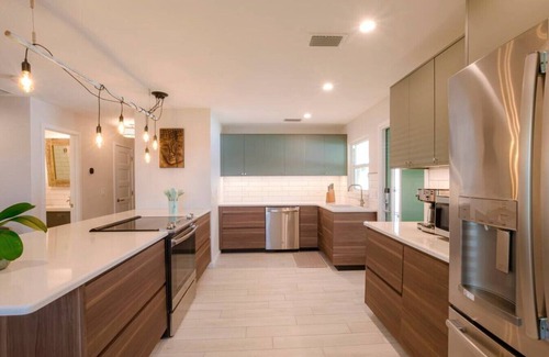 New Smyrna Beach Casa | TOP RATED! Namaste Here steps to Flagler & Beach