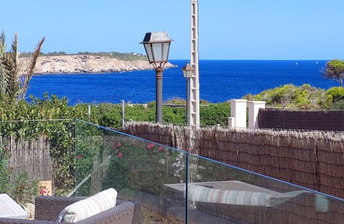 Cala Llombards Casa | casa renovada superior, de alto nivel, 6 pers. Vista al mar, playa, piscina