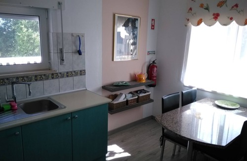 Monte Raposo Apartamento | Apartamento bien cuidado en casa de campo nuevo en el alquiler.