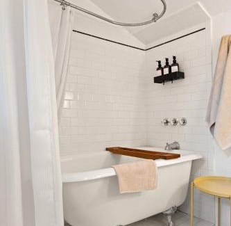 Topanga Casa | Topanga Garden Paradise 1BR 1BA in the Heart of PO Tract